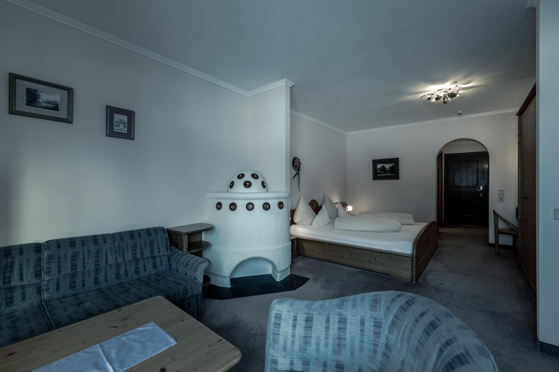 4 Sterne Superior Muehle Resort 1900 - Adults Only Obergurgl Rum bild